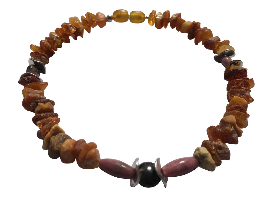 Bernsteinkette Hund mit Rhodonit Länge 26cm - TierVita